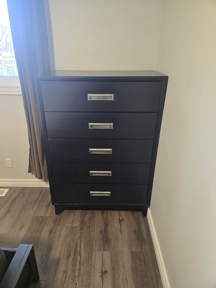 King size bed black Dresser and Nightstand Set - photo 5
