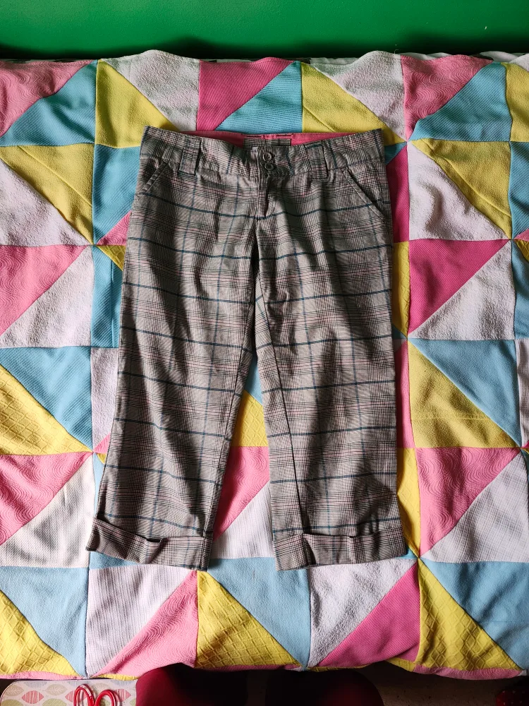 Bluenotes plaid bermuda shorts/capris thumbnail