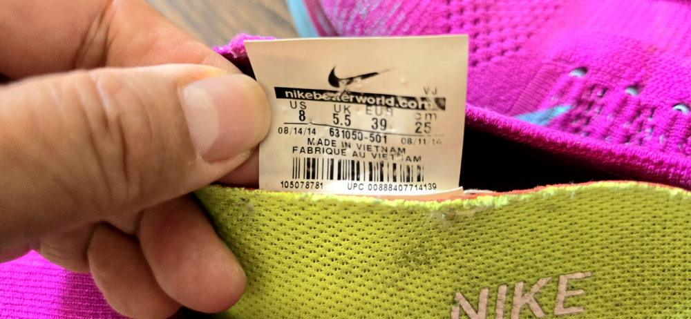 Nike Free 4.0 Flyknit Pink Running Shoes - Size 8 - photo 2