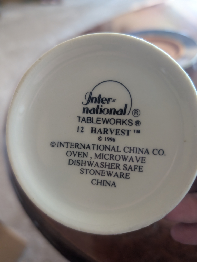 International Tableworks Harvest Mug and Plate Set - photo 3