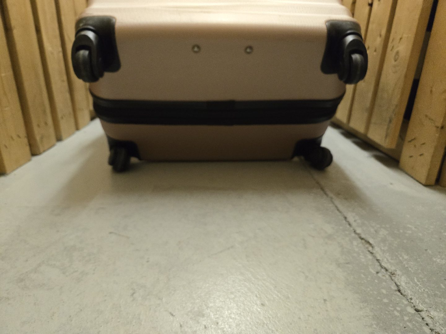 Atlantic Expandable Suitcase - Rose Gold - photo 2