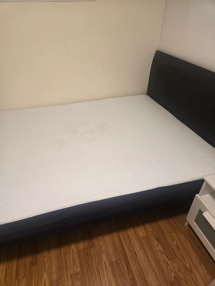 Unused! Zinus 10 Inch Cooling Comfort Hybrid Mattress image indicator(8)