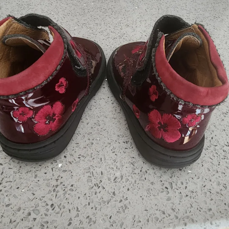 Black & Burgundy Patent Leather toddler shoes! image indicator(5)