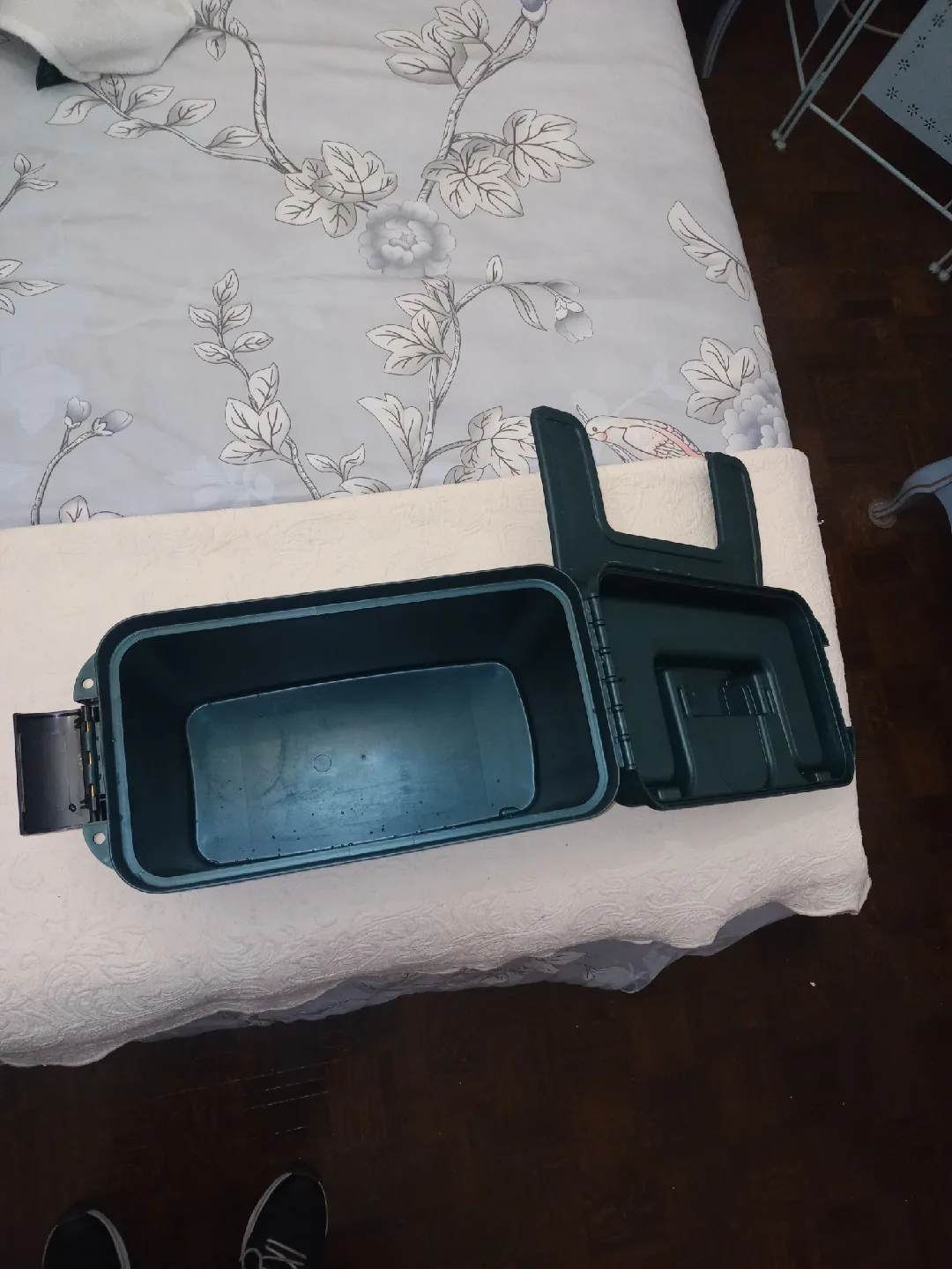 Fishing Tackle Box / Tool Box image indicator(2)