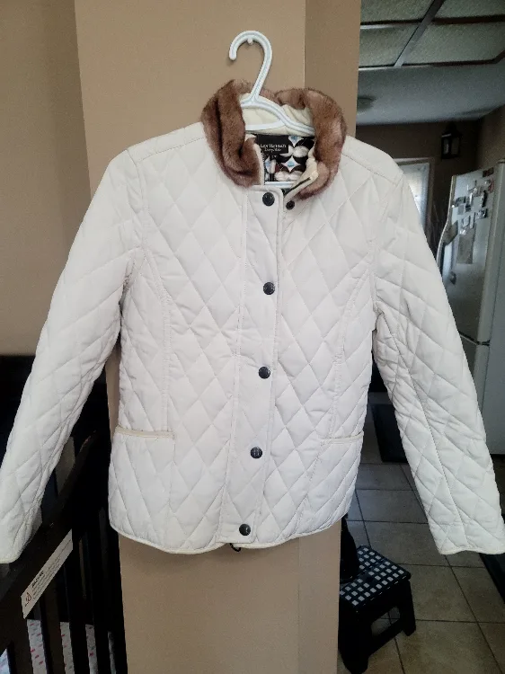 Lady Hathaway Quilted Jacket - Size S/P thumbnail