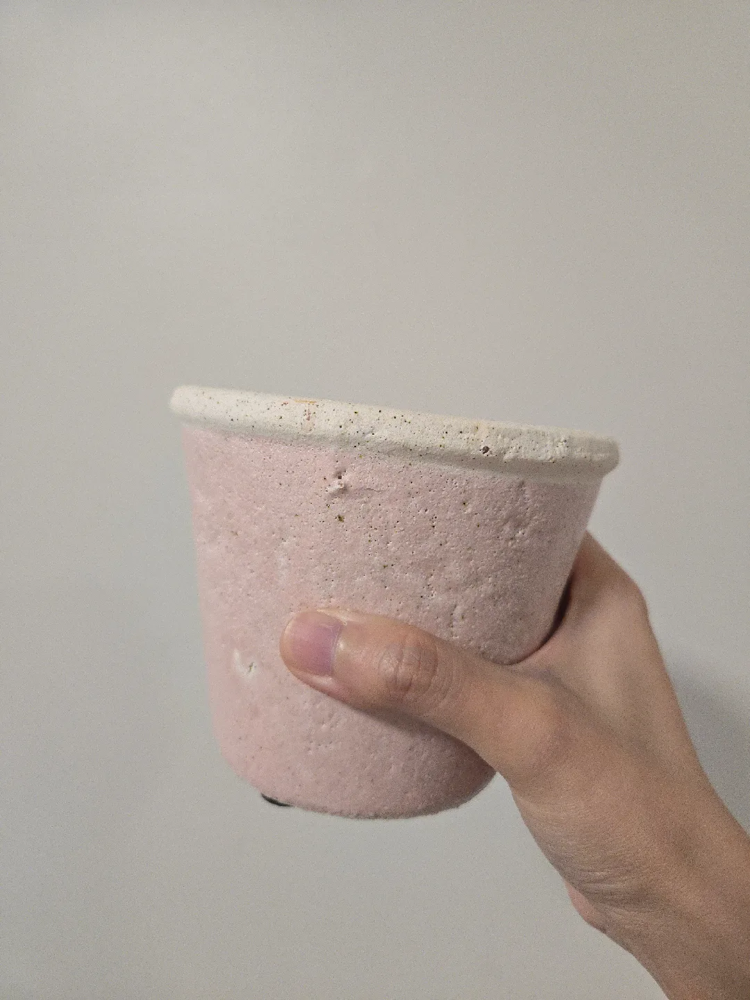Small Pink Planter 🥕 thumbnail