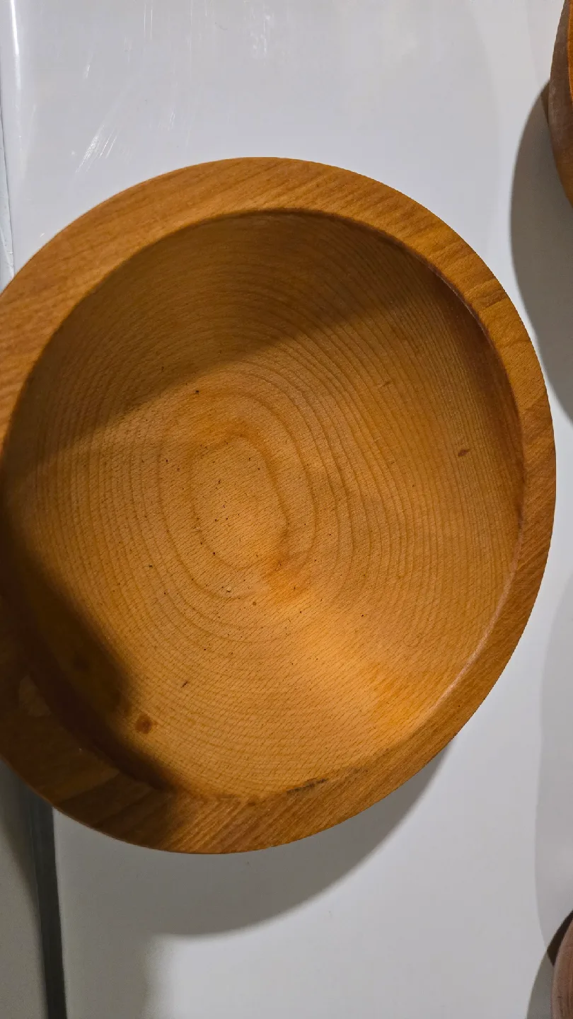 Set of Wood Bowls image indicator(2)