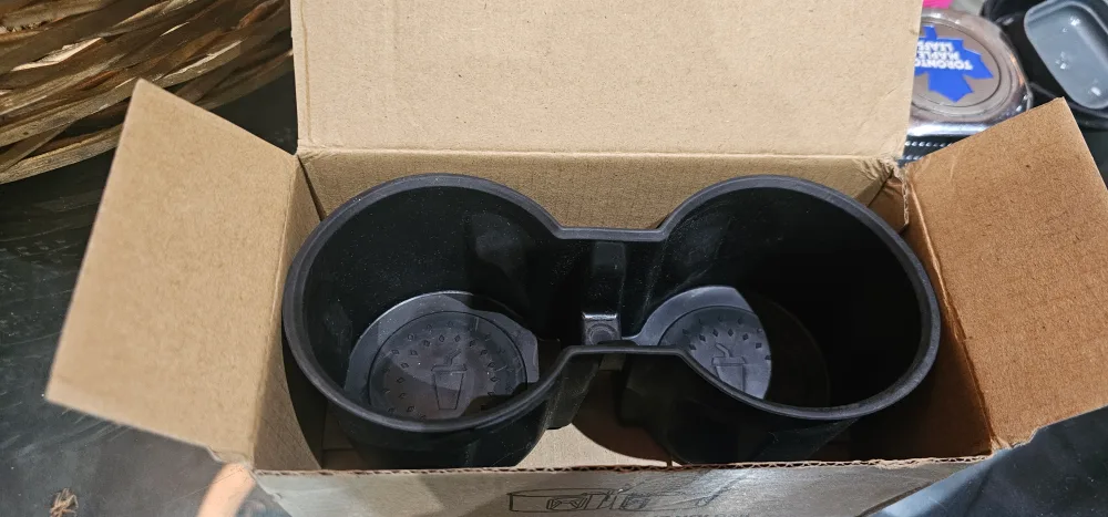 Tesla Model 3/Y Center Console Cup Holder - New image indicator(2)