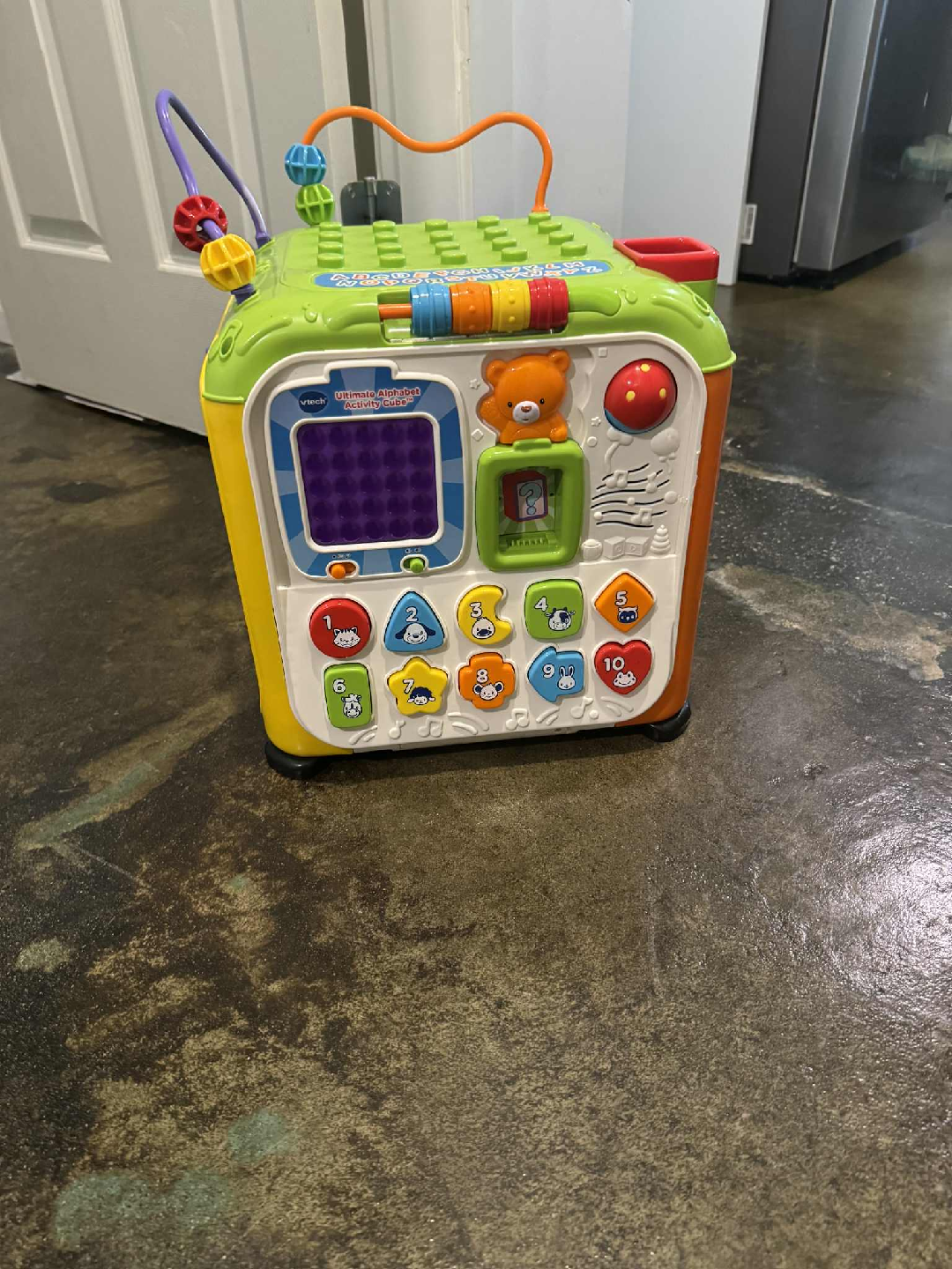 VTech Ultimate Alphabet Activity Cube