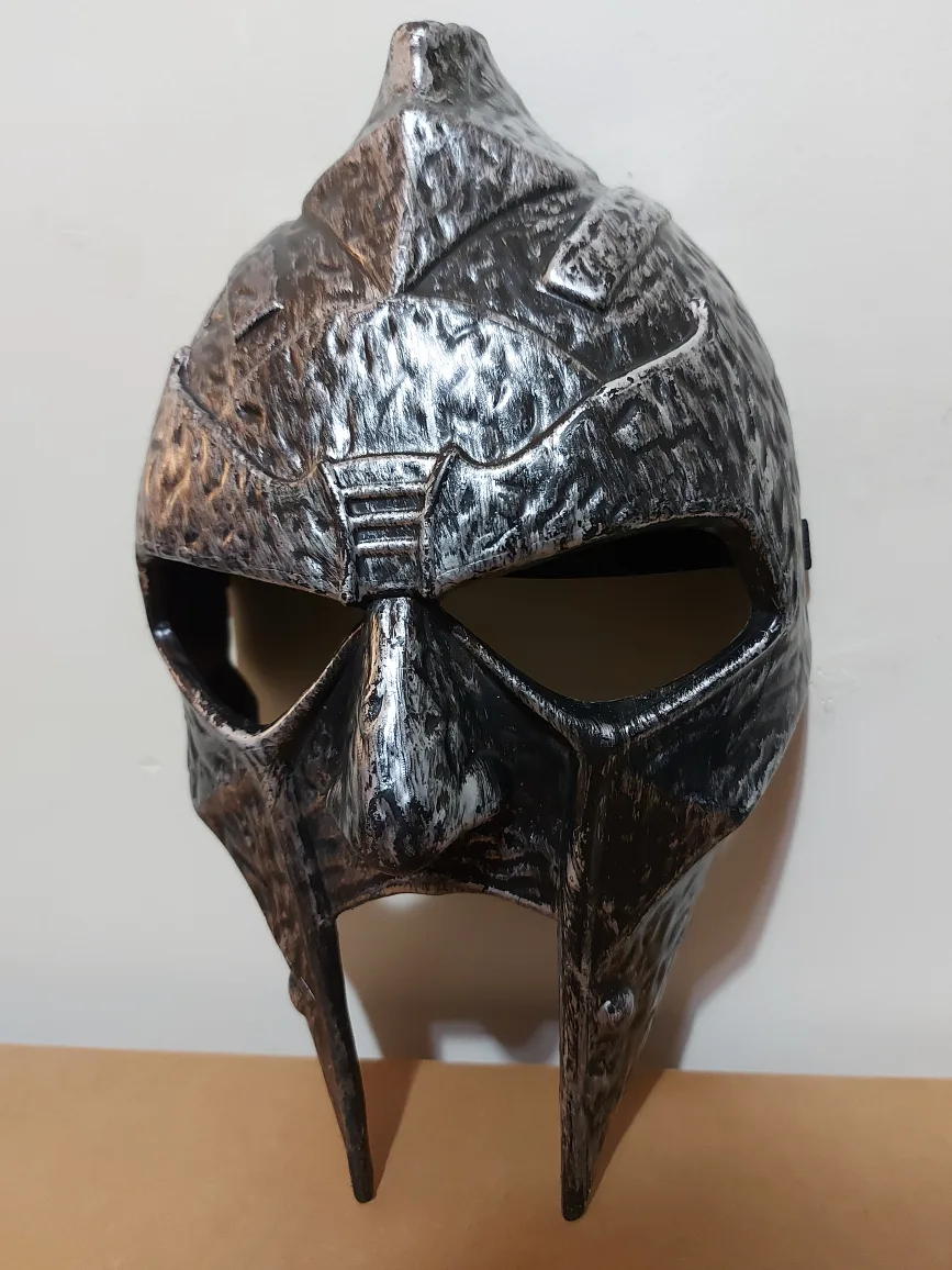 Gladiator Helmet - Silver thumbnail