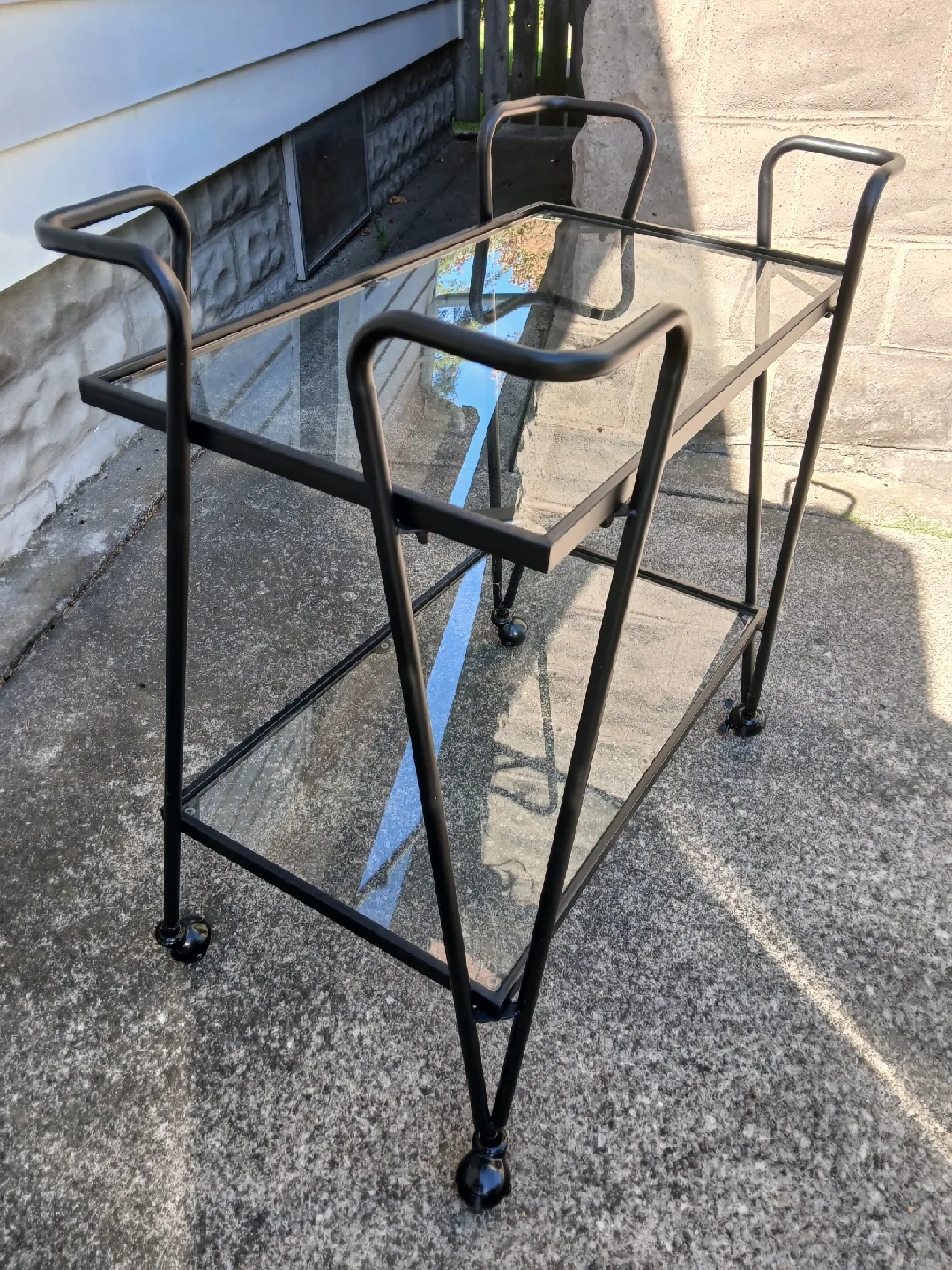 Black Metal & Glass Bar Cart image indicator(3)