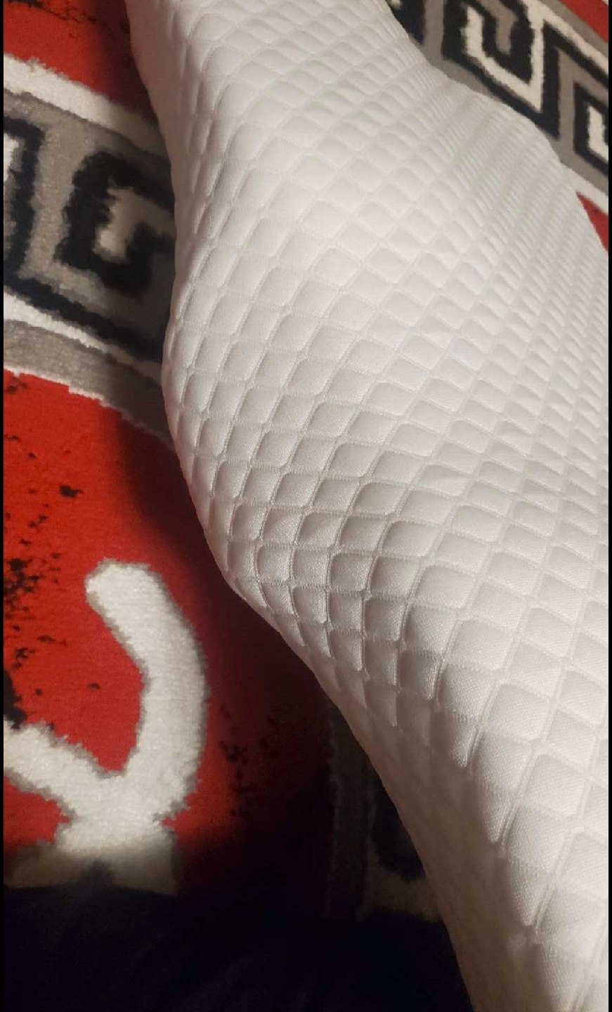 White Quilted Pillow - photo 4