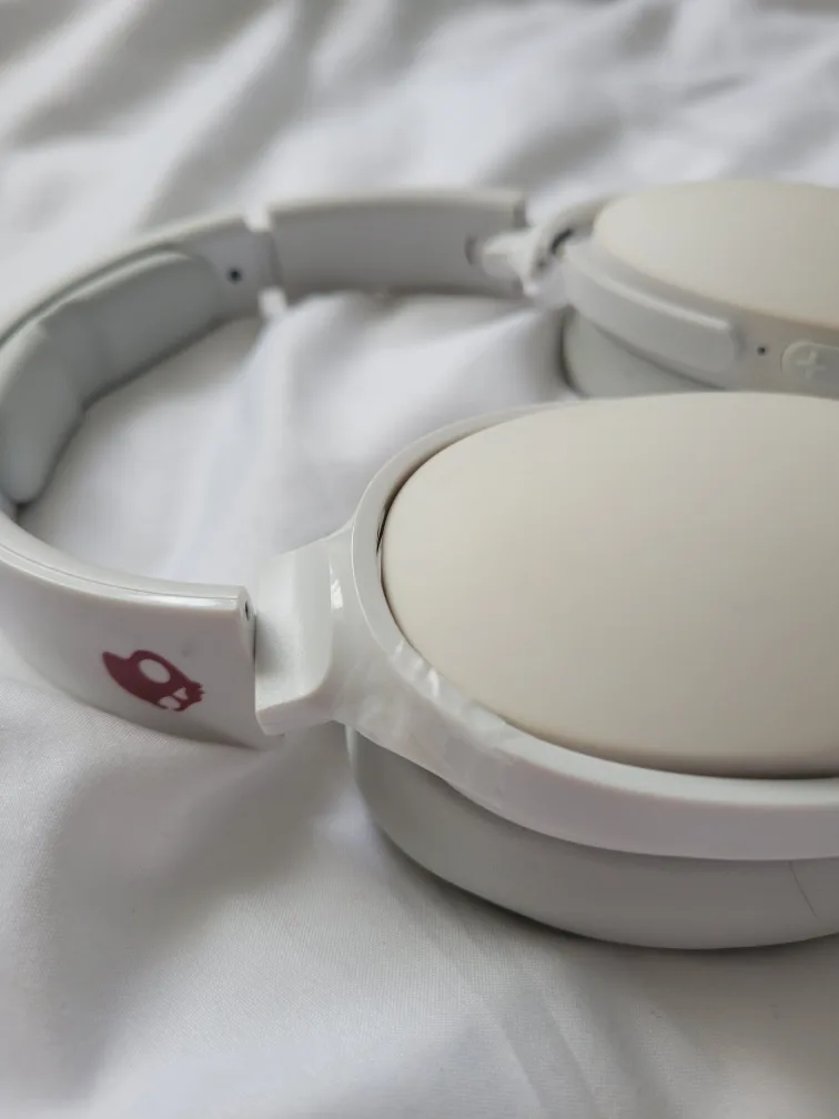 Skullcandy Hesh 3 Wireless Headphones - White image indicator(3)