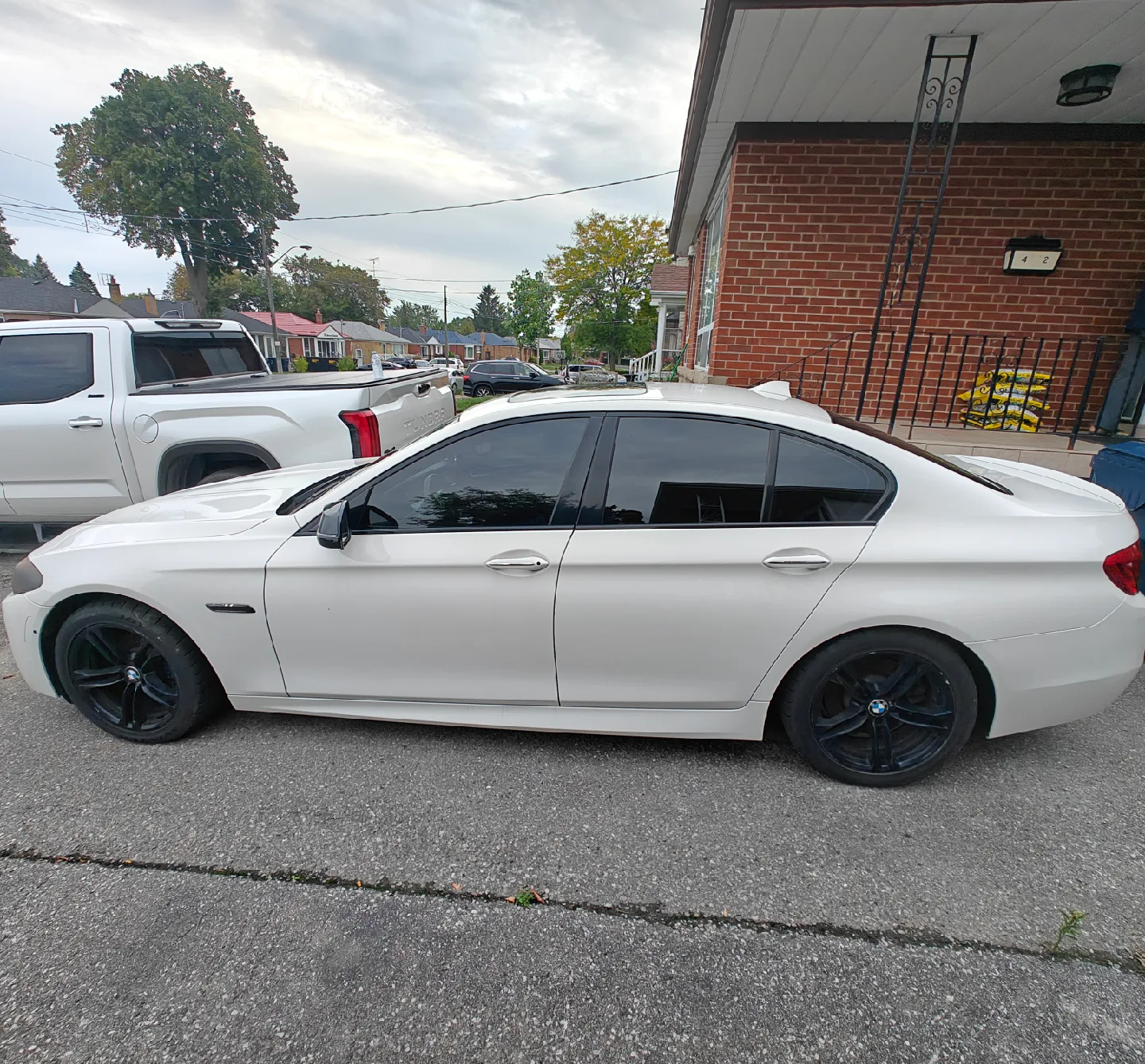 2016 BMW 5 Series  AWD Automatic 528i xDrive image indicator(3)