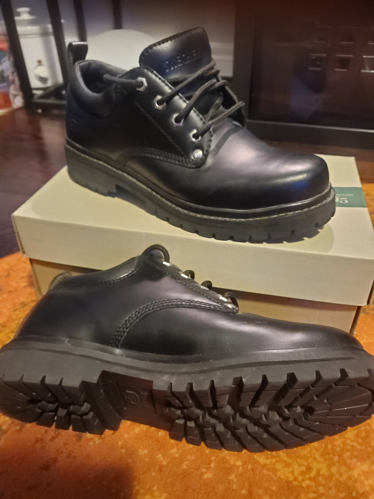 Sketchers New. size 9 men's/10.5 women's - photo 2