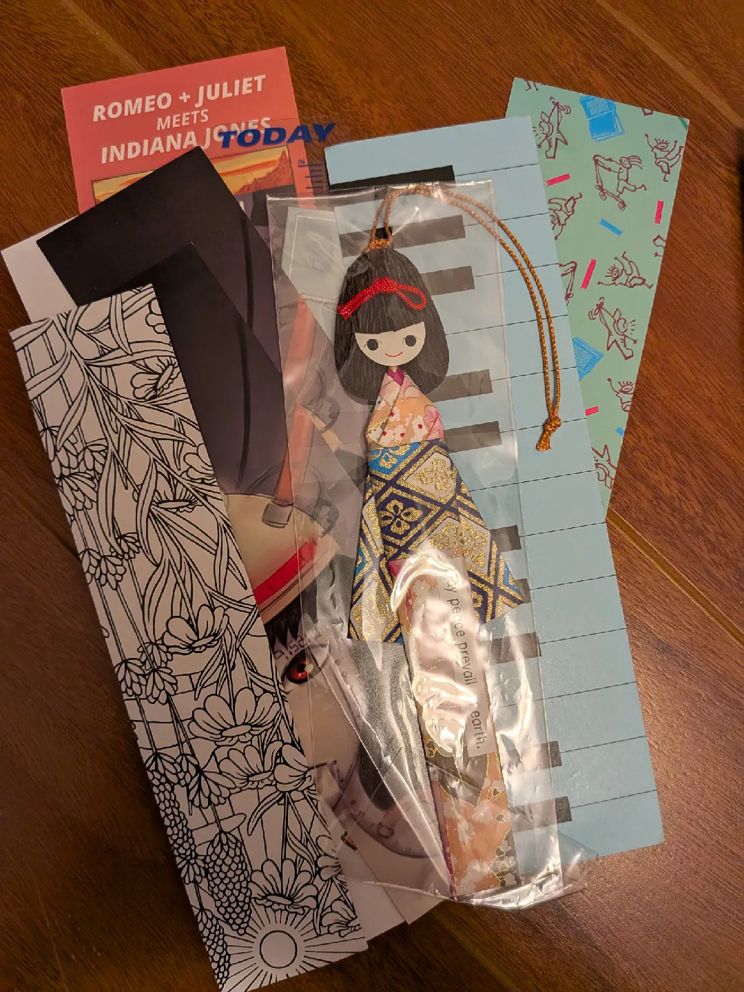 tons of free items  (stationery + fun for kids) image indicator(8)