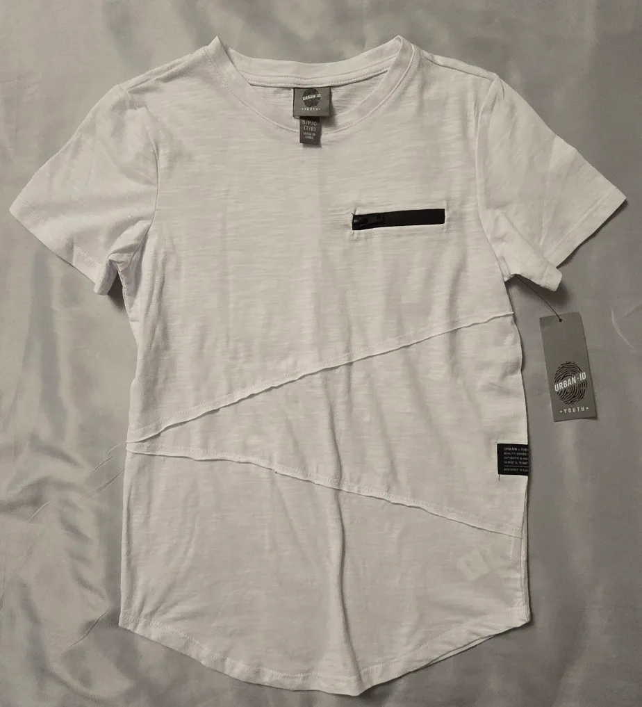 NEW! Boys Urban Street T-Shirt in White! - Size 7 / 8 thumbnail