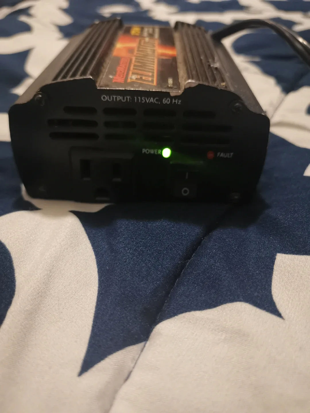 MotoMaster Eliminator 175W Mobile Power Inverter image indicator(3)