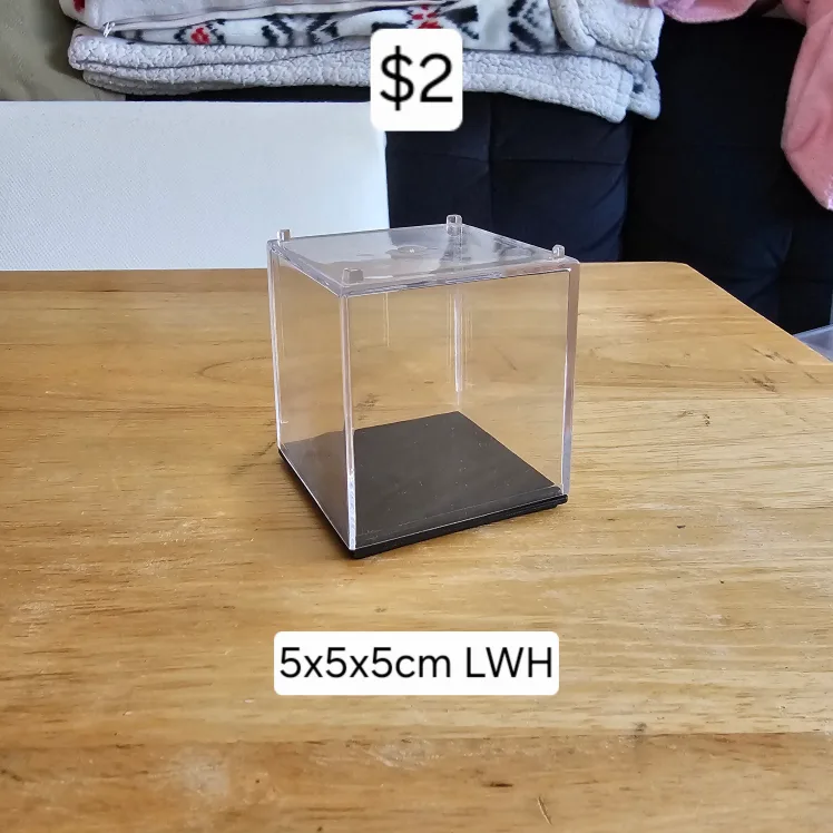Cheap Prices Figure Clear Displays