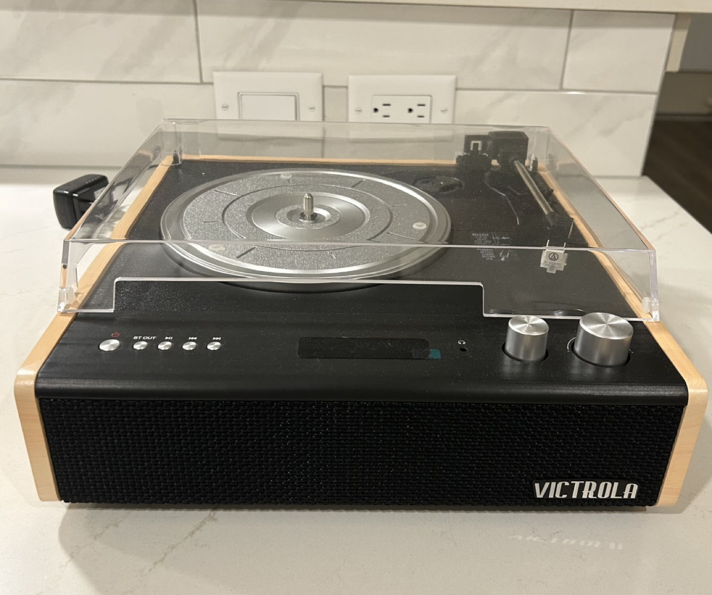 Victorola bluetooth turntable