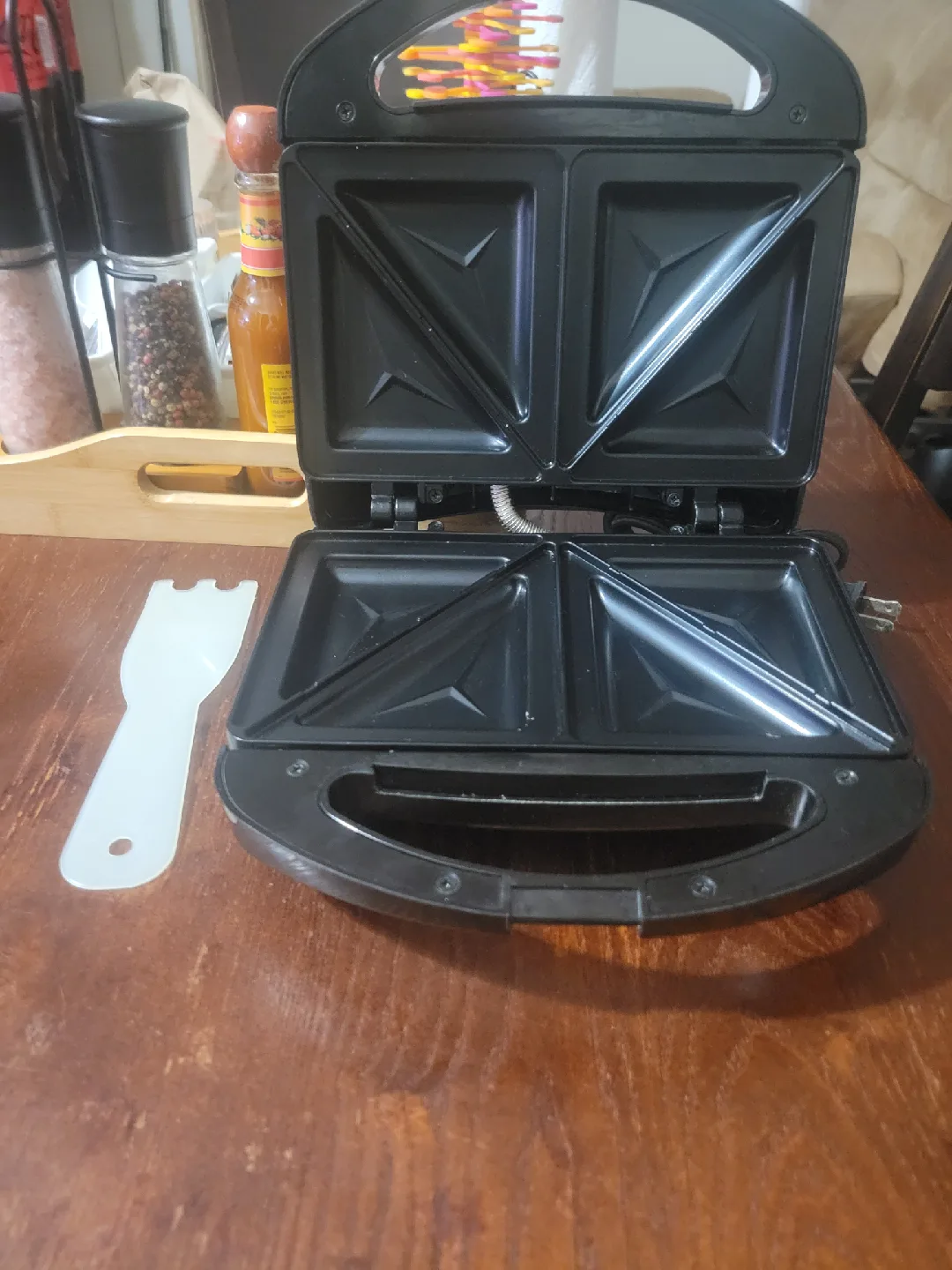 Salton Sandwich Maker image indicator(2)