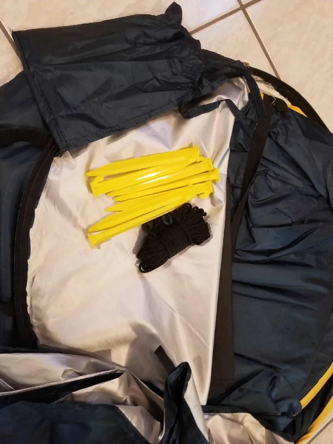 ROPODA Pop Up change Tent brand new image indicator(8)