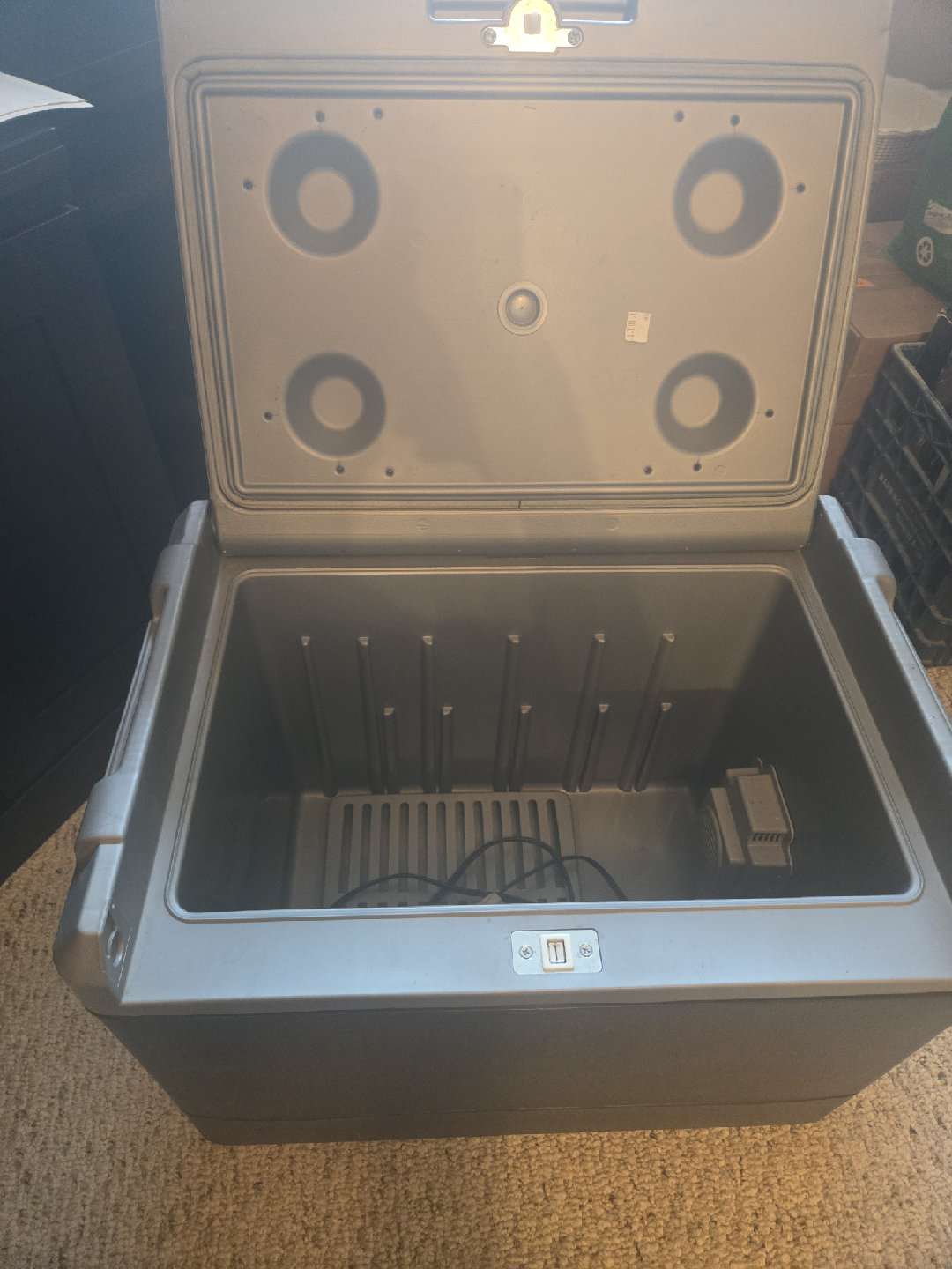 Coleman Electric Cooler Box - photo 3