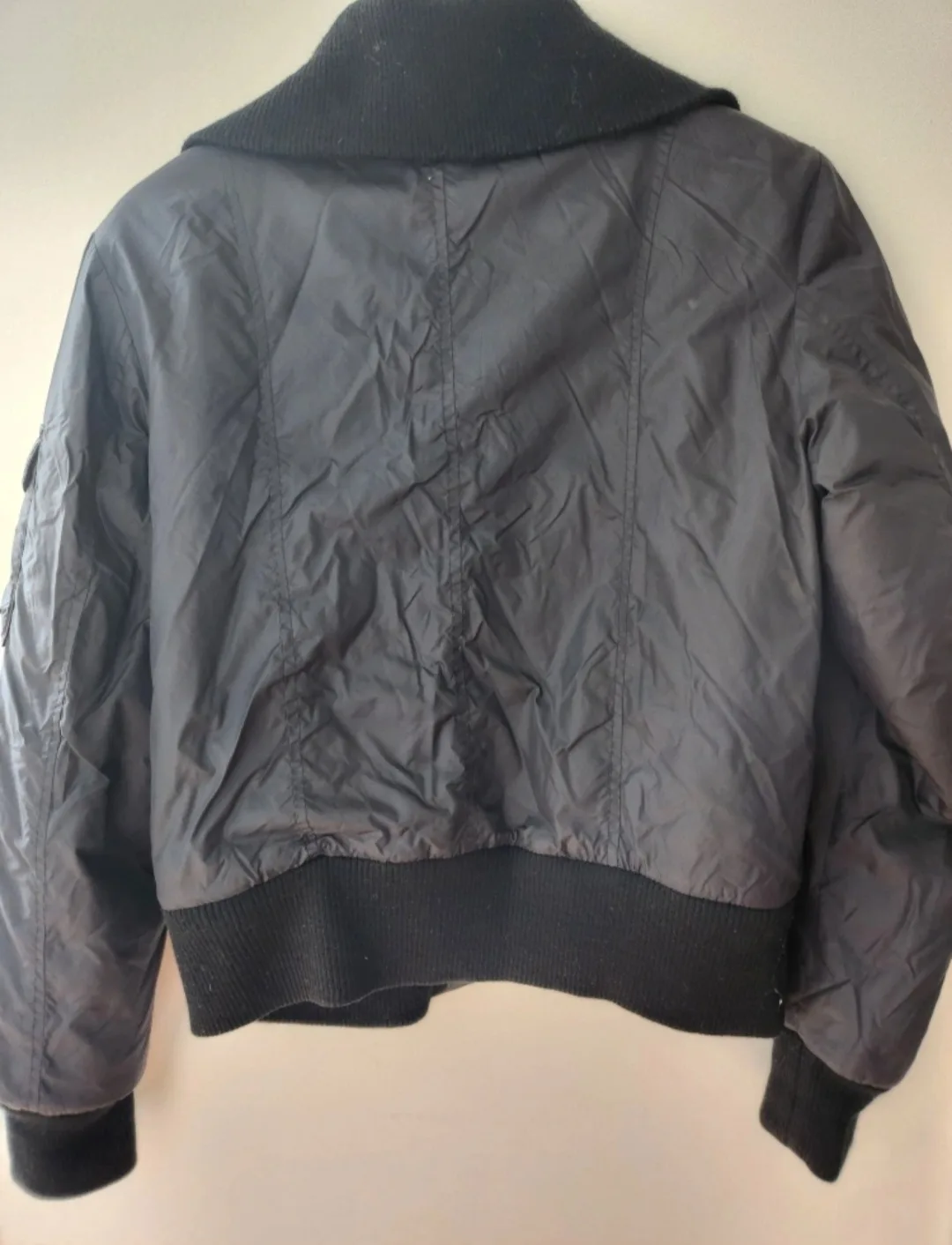 Black Jacket Size M image indicator(2)