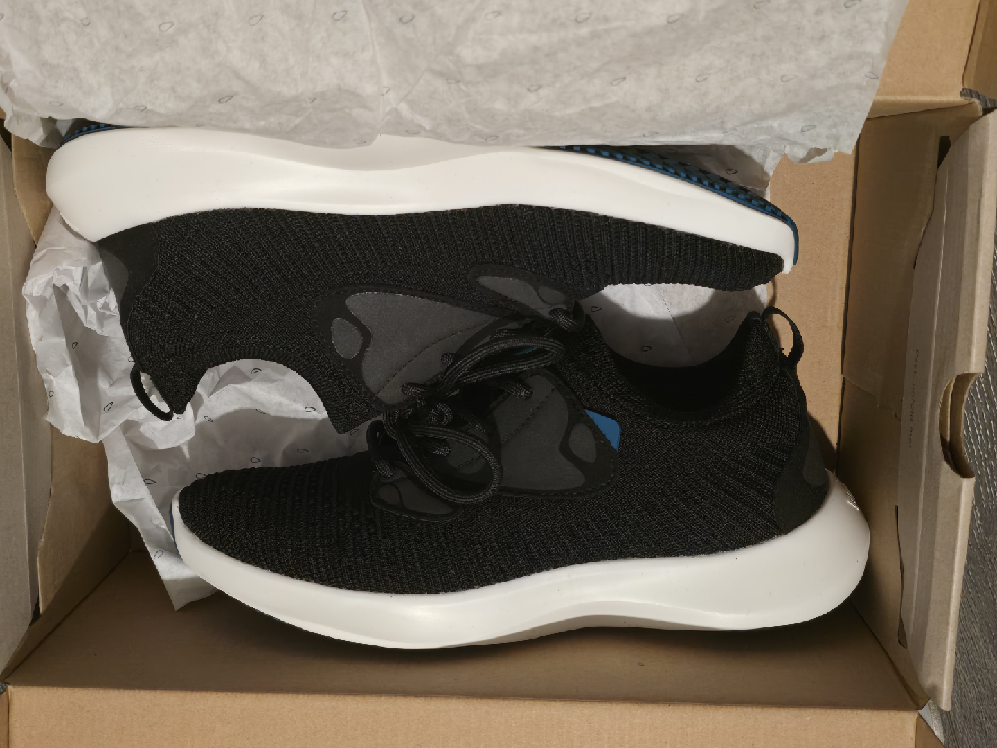 Vessi Everyday 2.0 Onyx Black, US Size 7, women