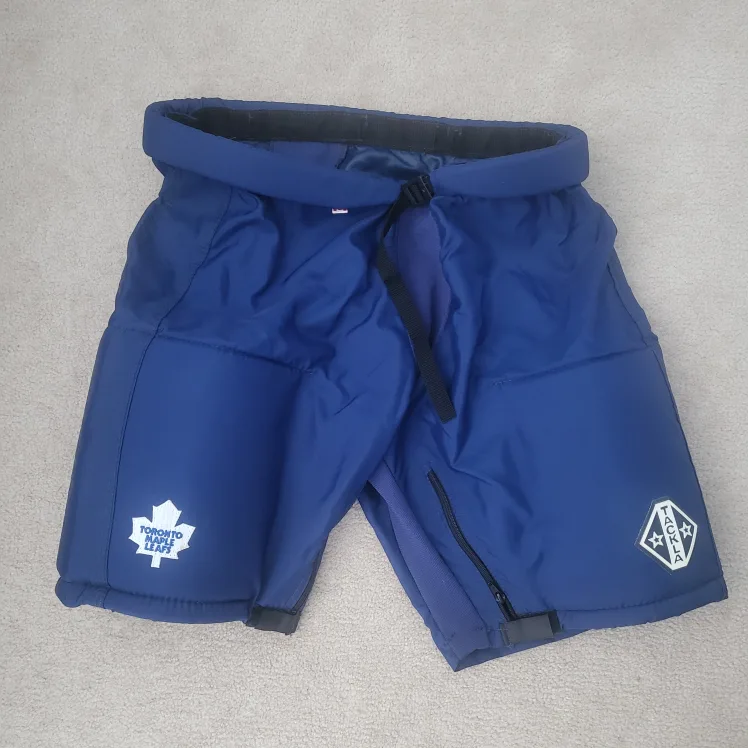 New Tackla Hockey Pants!✨️ thumbnail