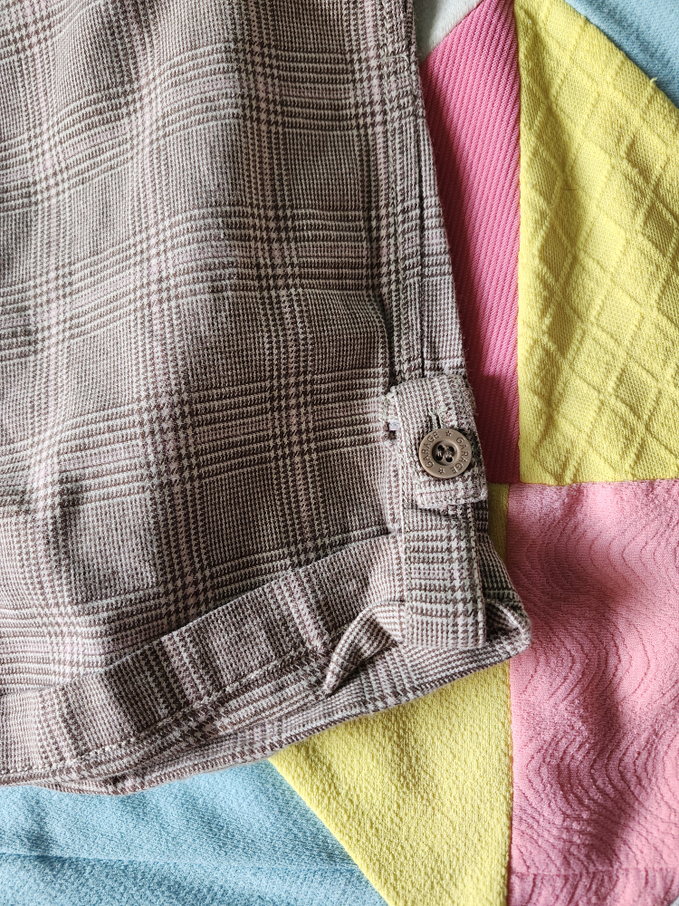 2000s Garage brown plaid board shorts - photo 4