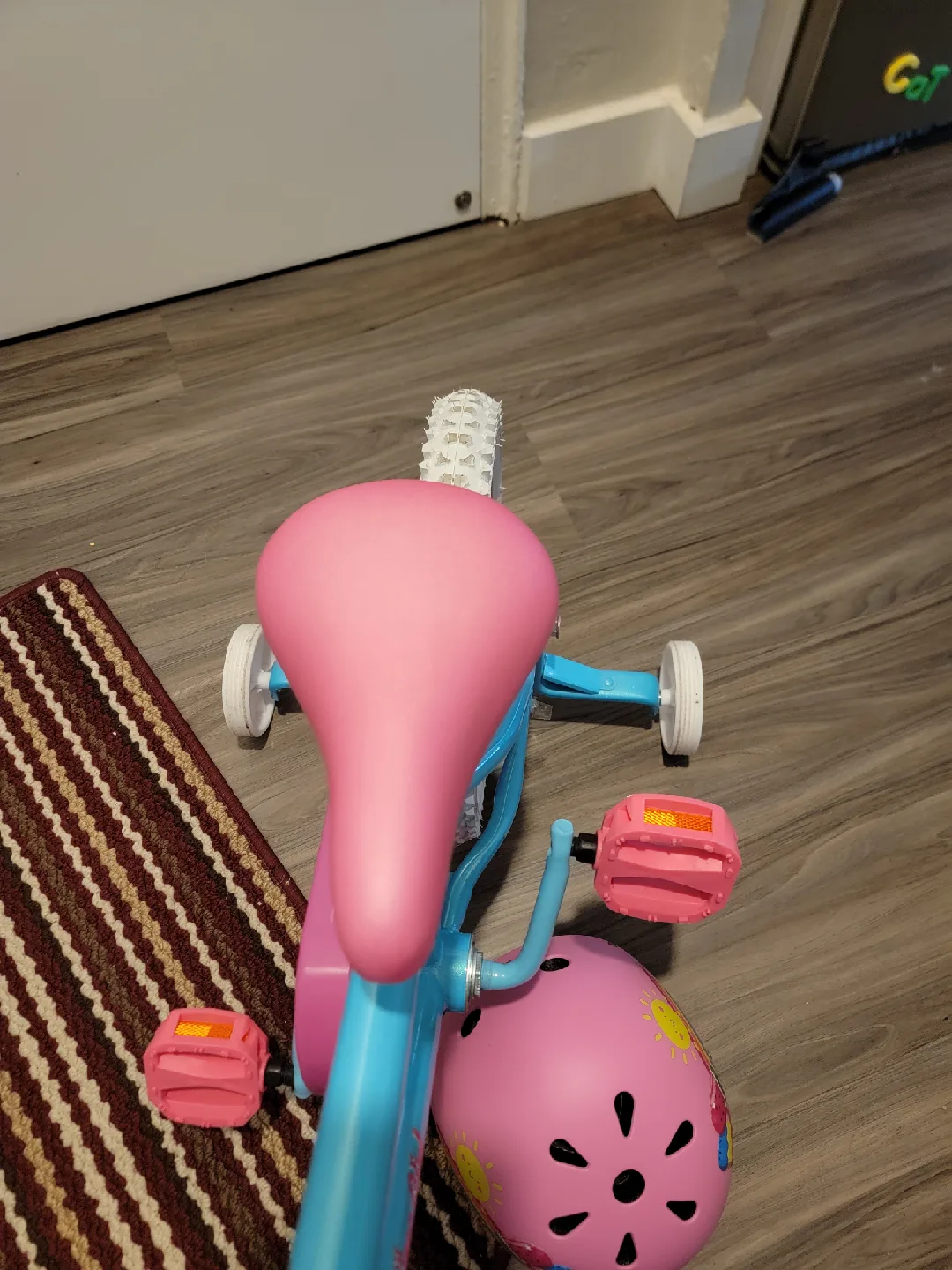 Stoneridge Summer Girl Bike with Helmet - 14 inch - R Exclusive image indicator(3)