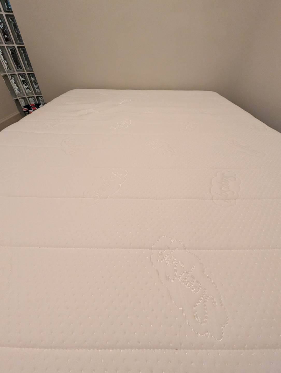 FREE - Queen Sized Mattress - photo 2