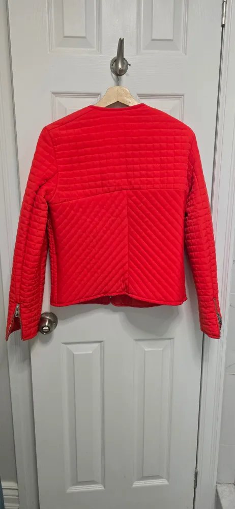 Zara Trafaluc Red Quilted Jacket - Size L image indicator(2)
