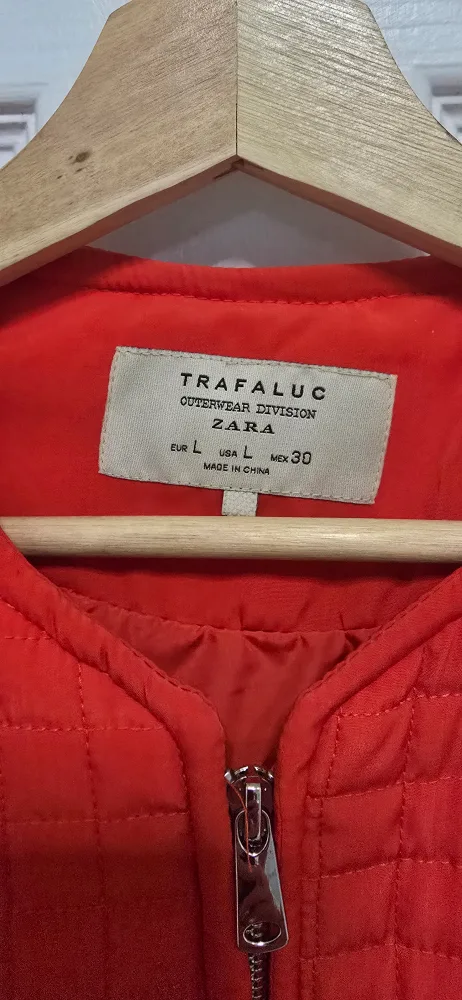 Zara Trafaluc Red Quilted Jacket - Size L image indicator(3)