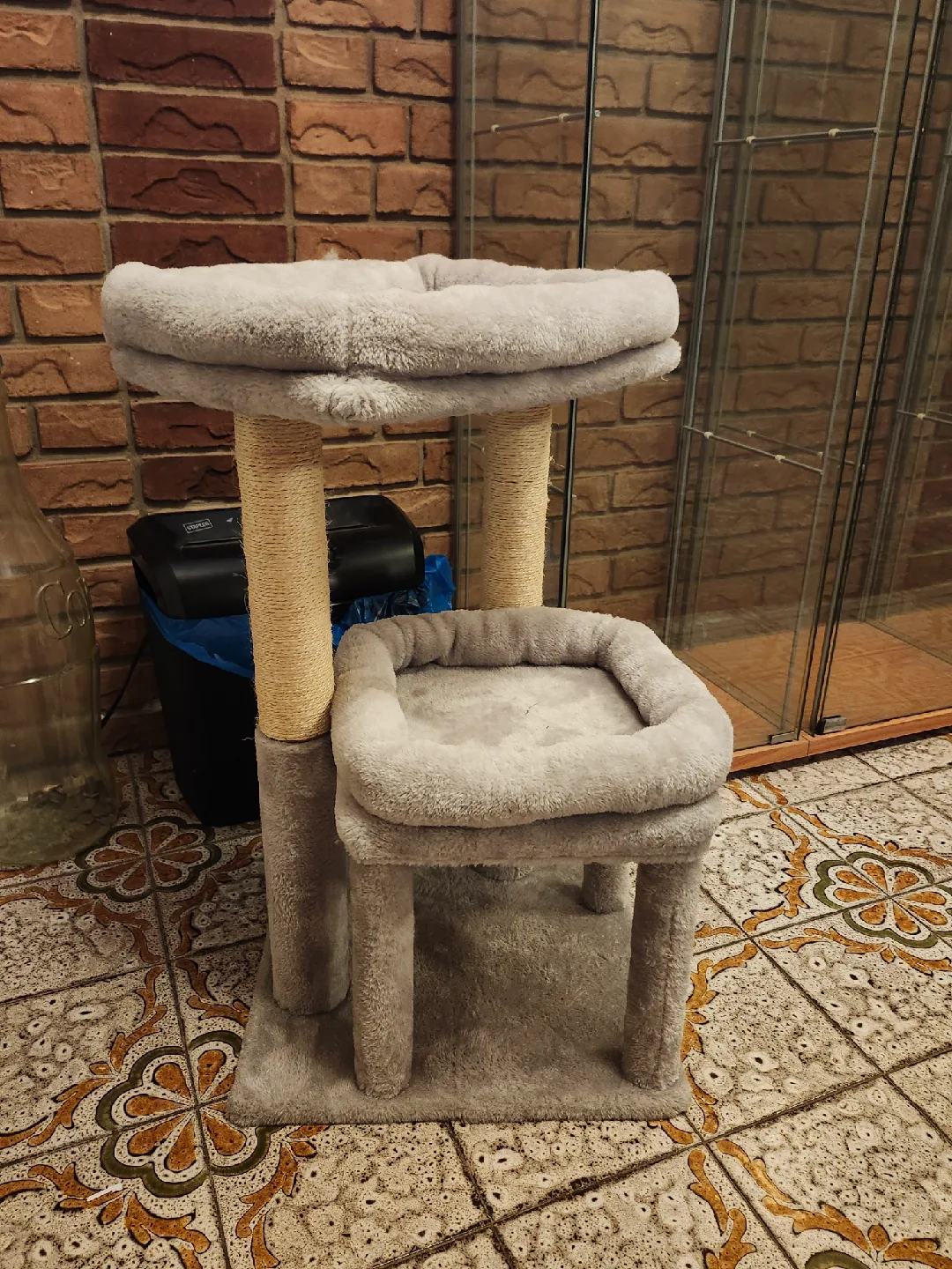 Cat Tree with Two Plush Beds image indicator(2)