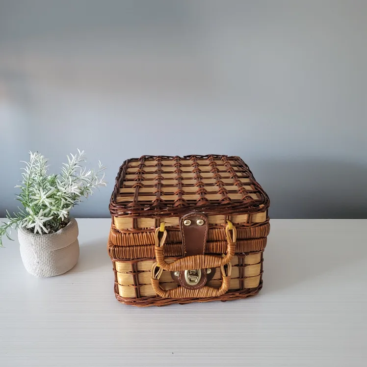 NEW Wicker Picnic Basket!✨️ thumbnail
