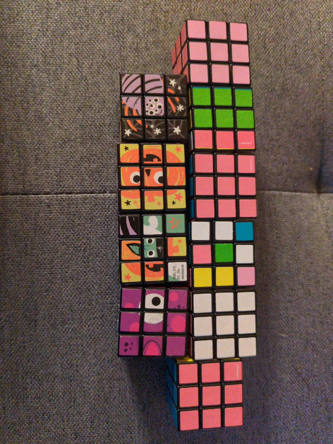 Cube  puzzles - small thumbnail
