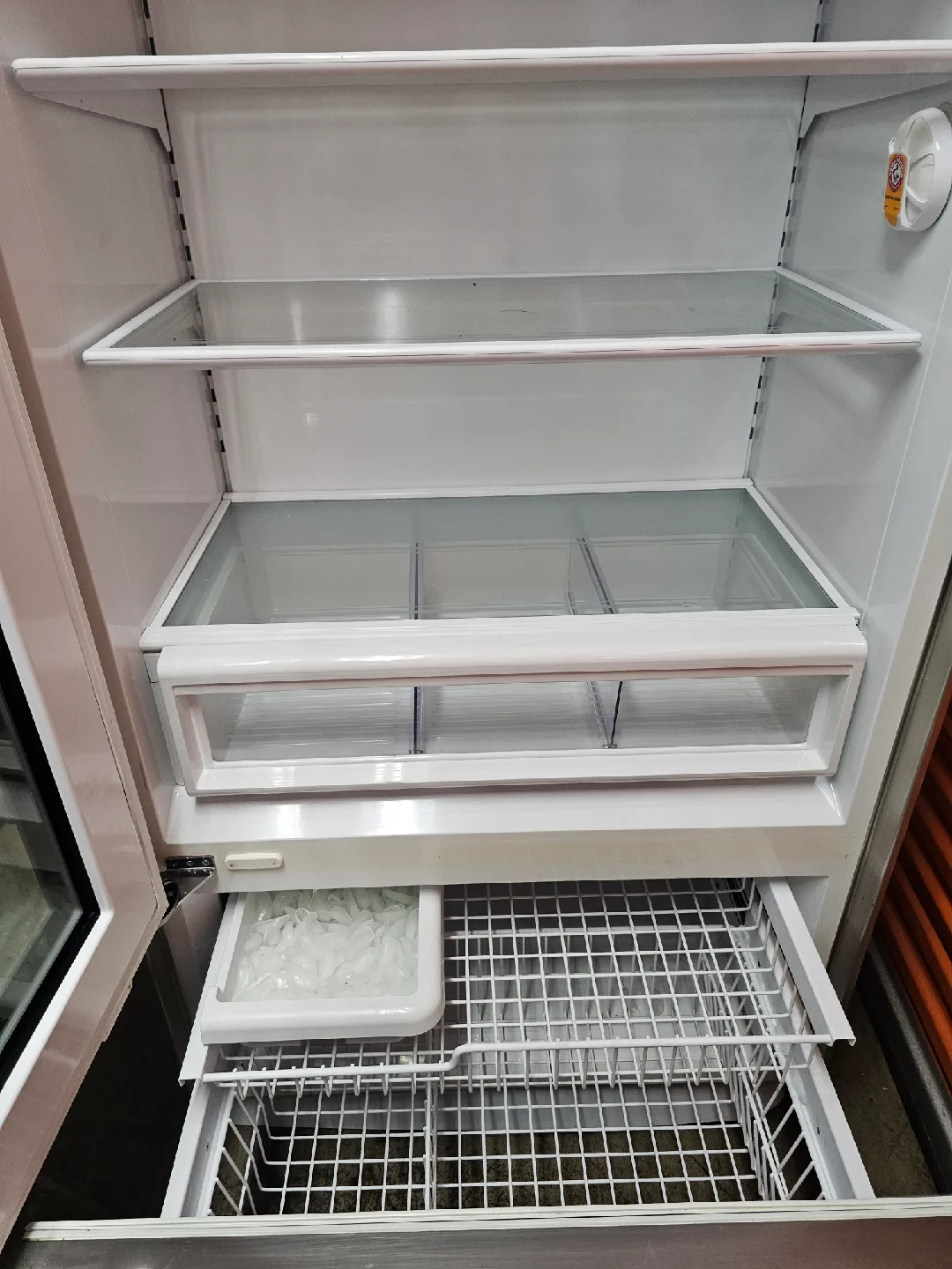 Sub-Zero 650G/S.3 Refrigerator/Freezer 36" image indicator(5)