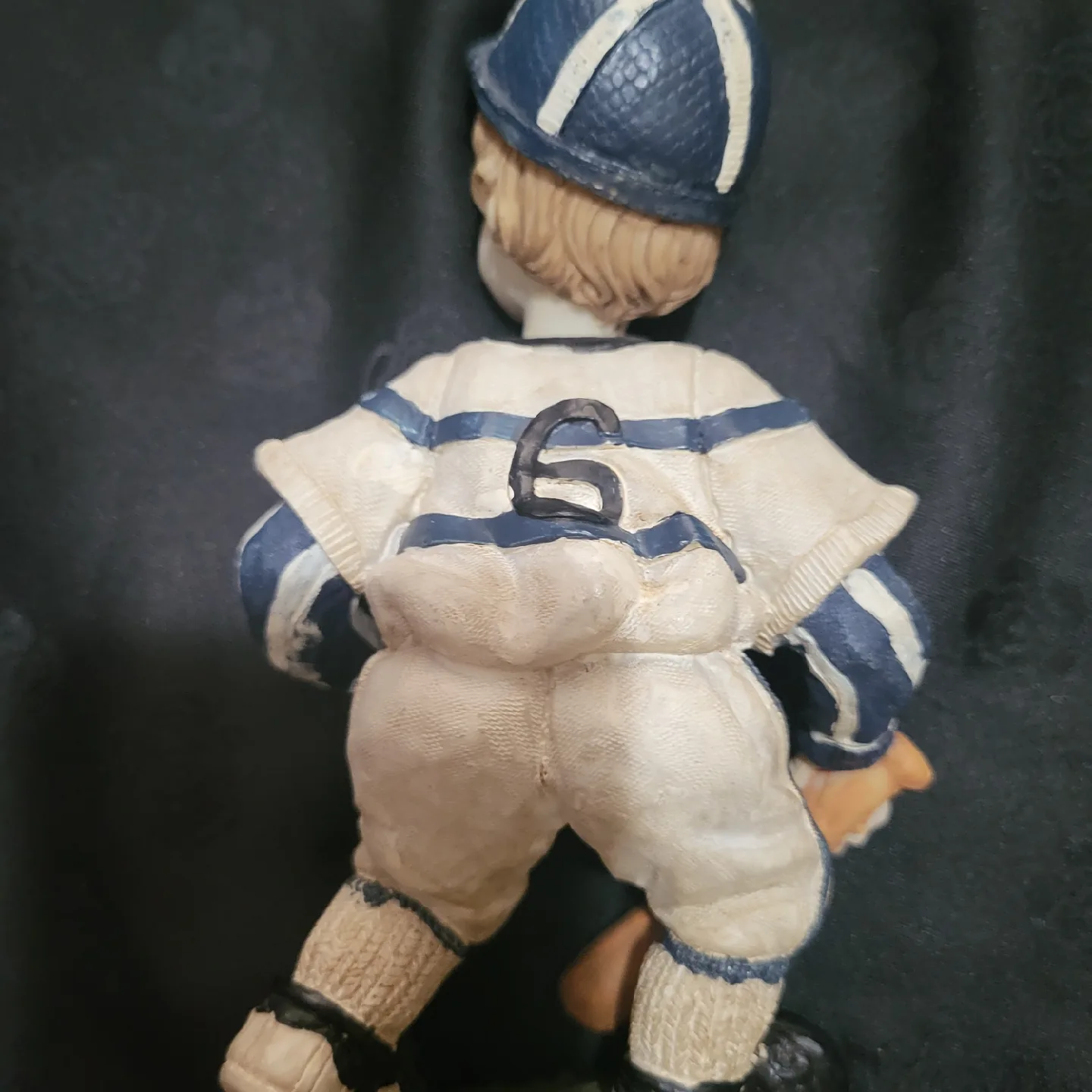 Baseball Player Figurine image indicator(3)