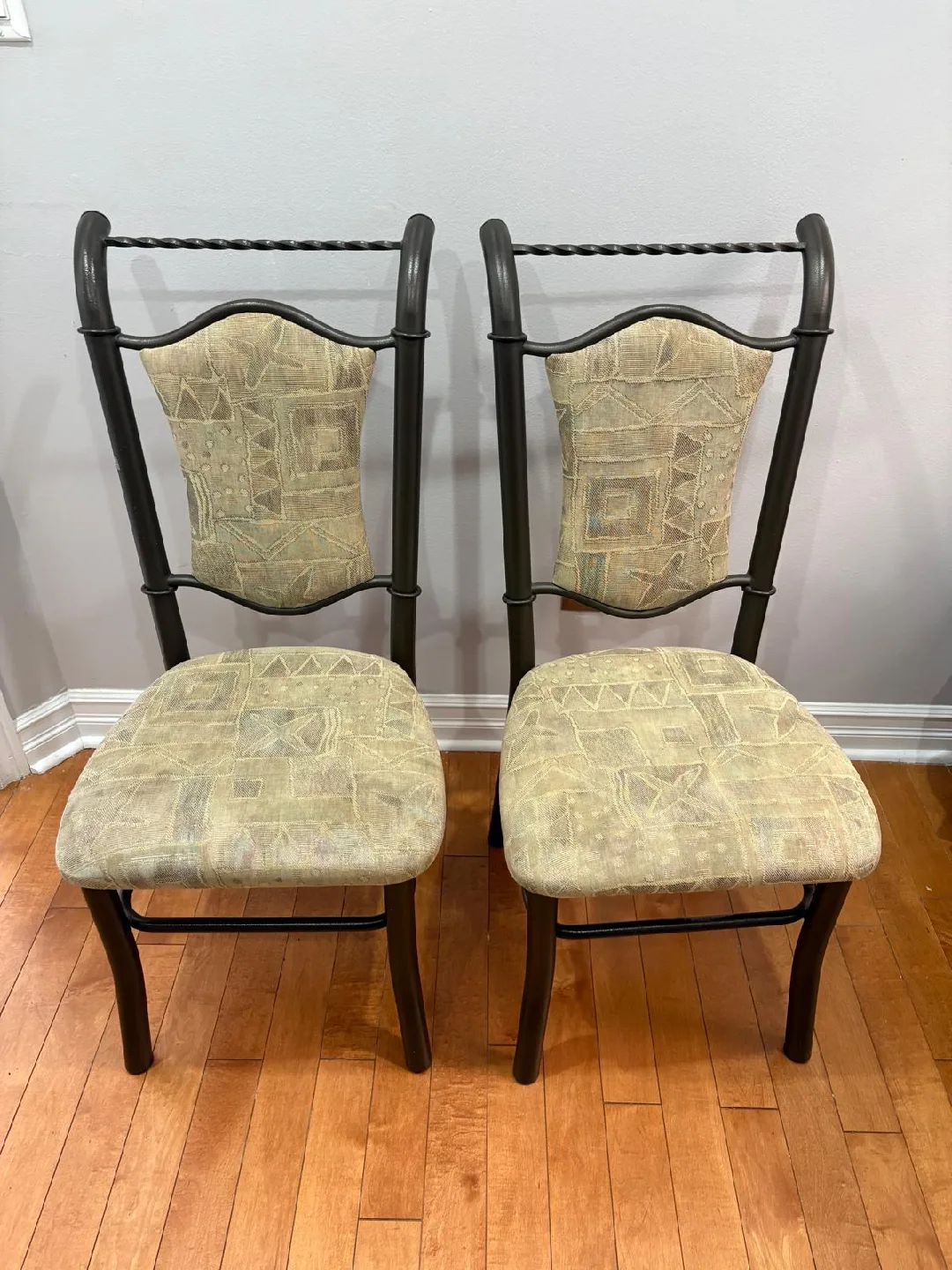 4 Dining Chairs image indicator(2)