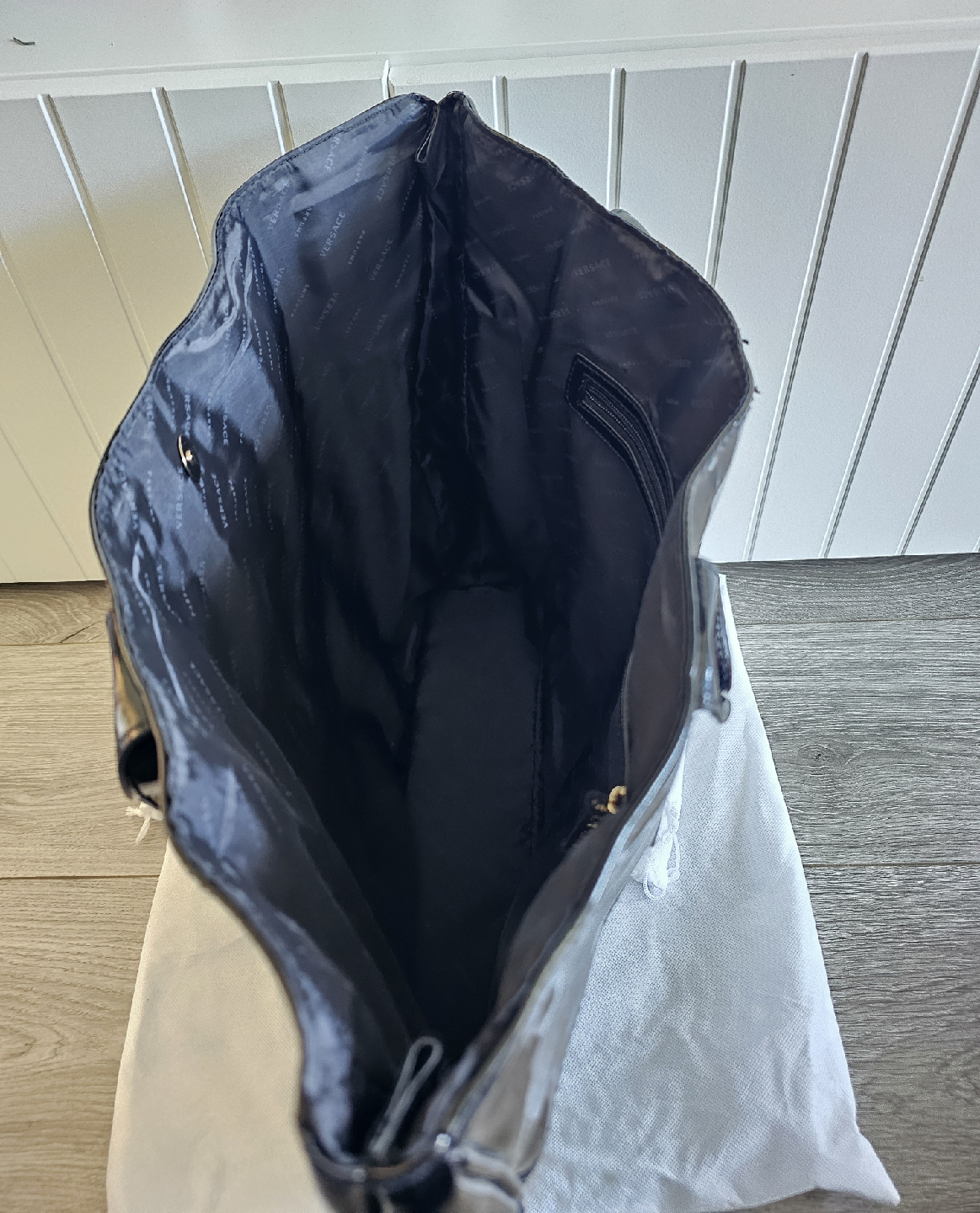 Versace Parfums Black Tote Bag - photo 4