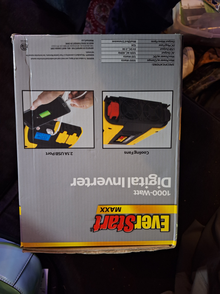 EverStart MAXX 1000-Watt Digital Inverter - New in Box - photo 2