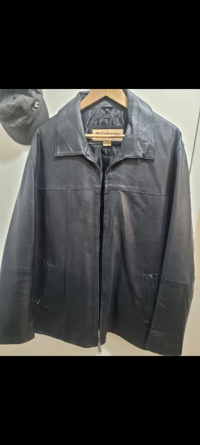 Columbia Leather Jacket, Size XL image indicator(2)