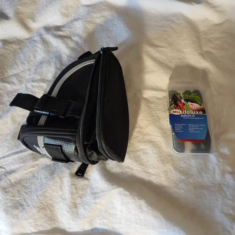 Aduro Sport Bike  Bag + Bell Tire Patch Kit thumbnail