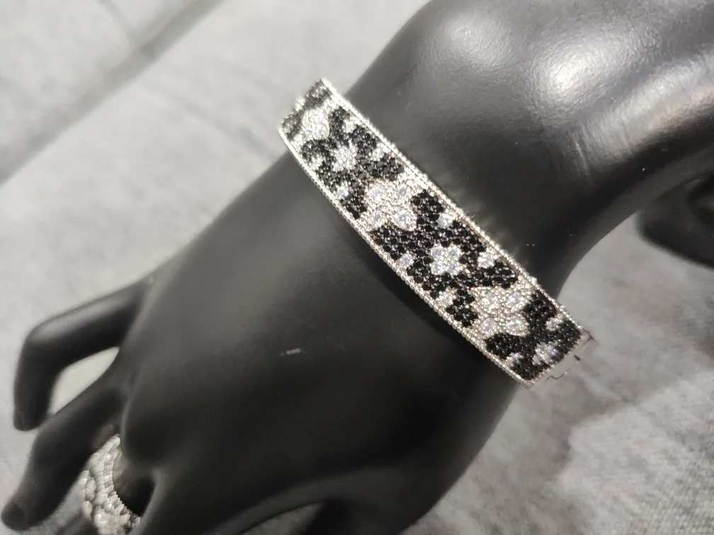 Bracelet Silver/Black image indicator(2)