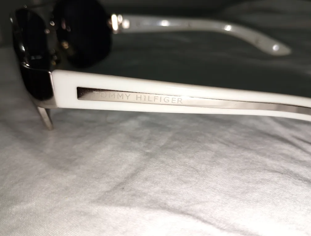 Tommy Hilfiger Aviator Sunglasses image indicator(3)