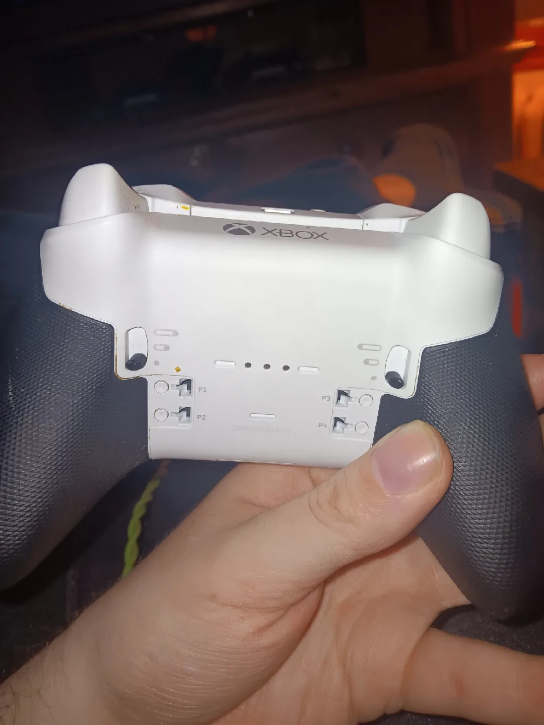 Xbox Elite Wireless Controller Series 2 - White image indicator(2)