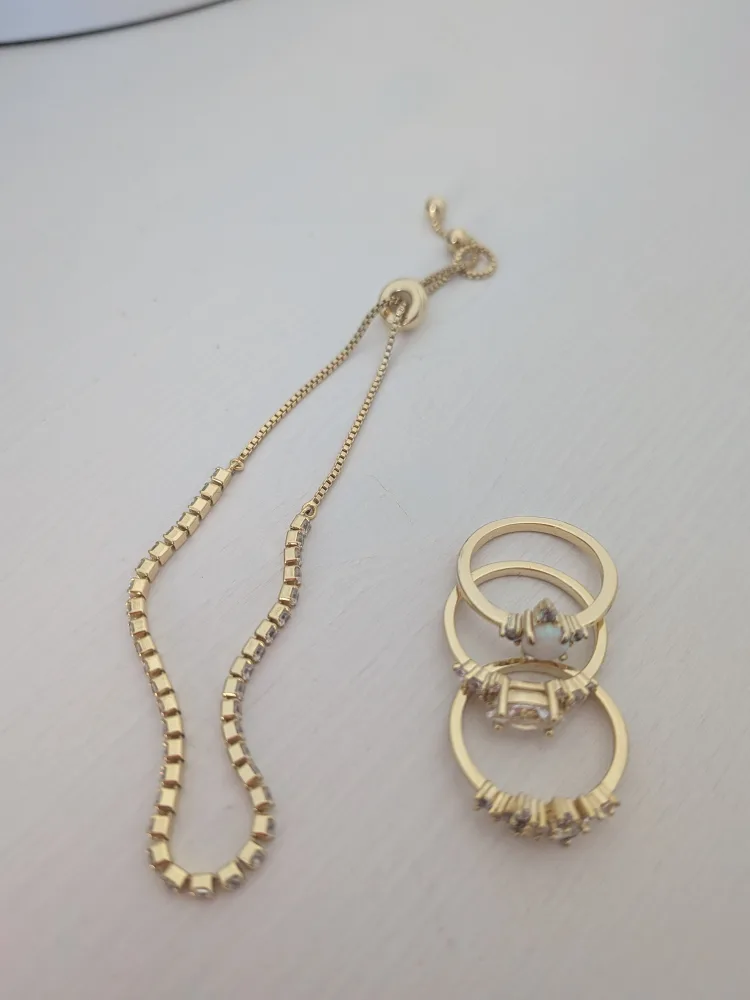 3 Rings and Bracelet thumbnail