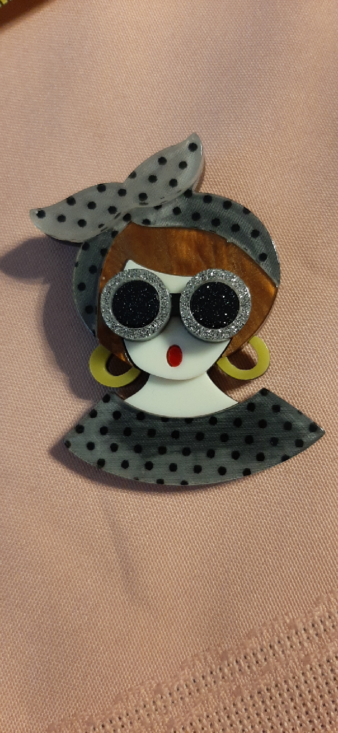 Cute Girl with Sunglasses Brooch